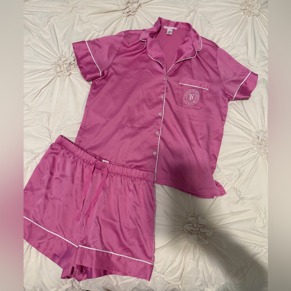Women's Victoria’s Secret Pink Short Pajama Set
